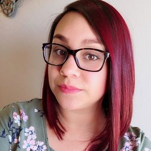 Meet your Posher, Monica